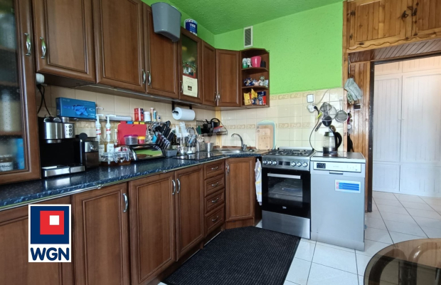 Chocianów, mieszkanie, 3 pokoje, piętro III, 64,10 m2, sprzedam, 290 000 zł.  
  
  
Zapraszam do zapoznania się z ofertą trzyp