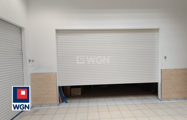 Polkowice, wynajmę lokal, 22,60 m2, koszt najmu 1092,00 zł netto.  
  
Na wynajem lokal położony w Centrum Handlowym Muszkieter