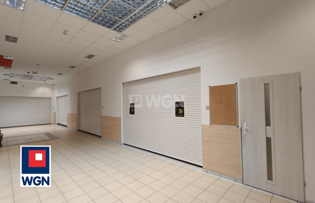 Polkowice, wynajmę lokal, 26,50 m2, koszt najmu 1113,00 zł netto.  
  
Na wynajem lokal położony w Centrum Handlowym Muszkieter