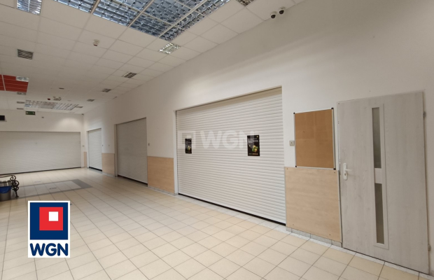 Polkowice, wynajmę lokal, 48,40 m2, koszt najmu 1645,40 zł netto.  
  
Na wynajem lokal położony w Centrum Handlowym Muszkieter