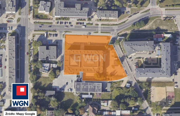 Ciechanów, duży budynek biurowy 6493 m2, z parkingiem, sprzedam, 9 300 000 PLN, netto.  
  
Duży budynek biurowy z parkingiem, 