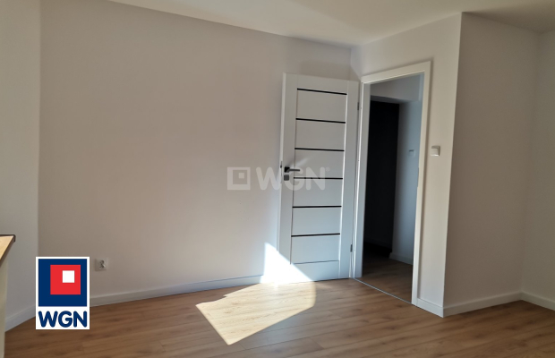 Chocianów, powiat Polkowice, dom, 4 pokoje, 132 m2, działka 261 m2, sprzedam, cena 469000 zł.  
  
Na sprzedaż dom w zabudowie 