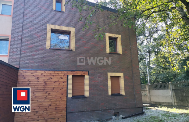 Chocianów, powiat Polkowice, dom, 4 pokoje, 132 m2, działka 261 m2, sprzedam, cena 469000 zł.  
  
Na sprzedaż dom w zabudowie 