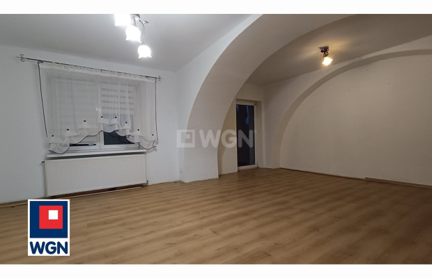 Sucha Dolna, gmina Niegosławice, mieszkanie, 4 pokoje, parter, 80 m2, sprzedam, 195 000 zł.  
  
Zapraszamy do zapoznania się z