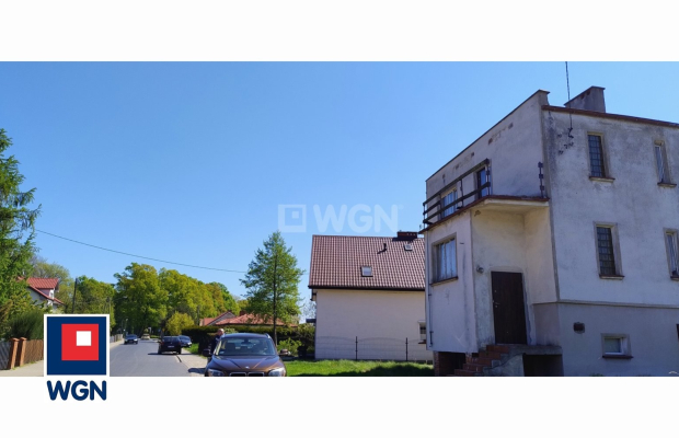 Radwanice, powiat Polkowice, dom, 4 pokoje, 200 m2, działka 1000 m2, sprzedam, cena 350000 zł.  
REZERWACJA 
  
Na sprzedaż dom