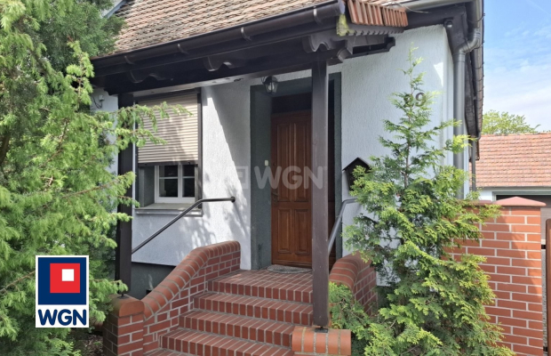Sława, dom, 126 m2, działka 15 arów, sprzedam, 620 000 zł.  
  
Na sprzedaż dom nie wymagający żadnego nakładu finansowego w za