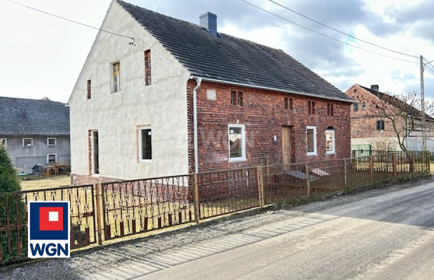 Wierzbowa, gmina Gromadka, sprzedam dom, 150 m2, działka 10 ar, do remontu, 219 000 zł.  
  
Zaprasza do zapoznania się z ofert