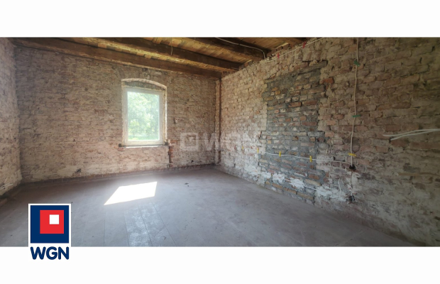 Wierzbowa, gmina Gromadka, sprzedam dom, 150 m2, działka 10 ar, do remontu, 219 000 zł.  
  
Zaprasza do zapoznania się z ofert