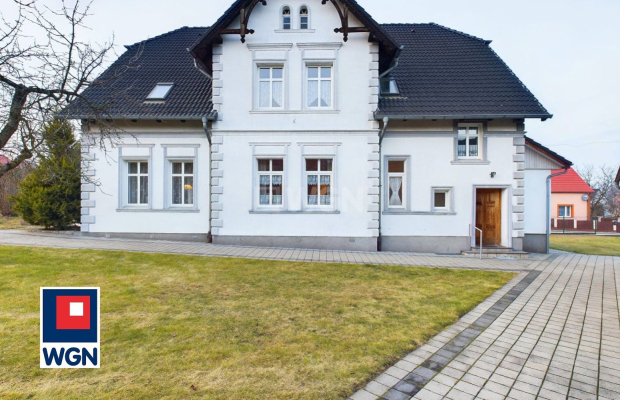 Przemków, dom, obiekt, rezydencja, 6 pokoi, 300 m2, sprzedam, cena 849 000 zł.  
  
Oferuję Państwu do sprzedaży duży rezydencj