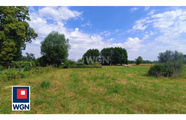 Jędrzychów, działka rolna do przekształcenia, 3000m2, 150 000zł, sprzedam. 
 
 
Zapraszam do zapoznania się z ofertą działki ro