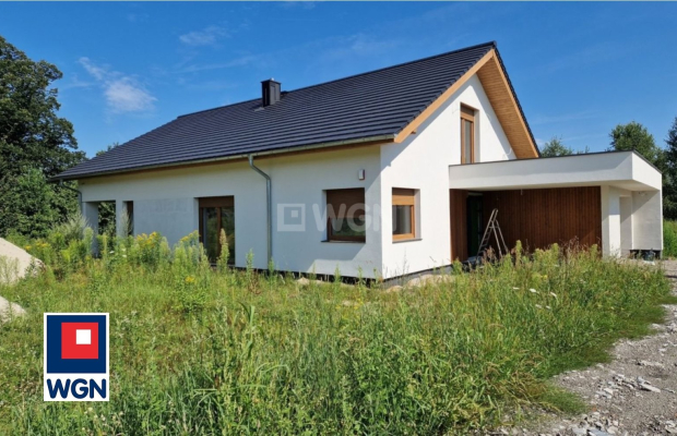 Małomice, nowy dom 6 pokoi, 210 m2, cena 1 250 000 zł, sprzedam.  
  
Oferuję Państwu nowy, funkcjonalny i przestronny dom z ga