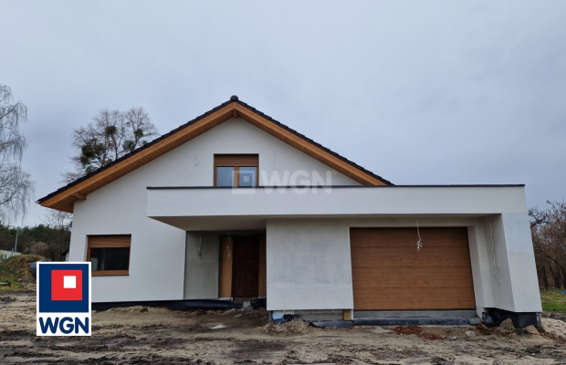 Małomice, nowy dom 6 pokoi, 210 m2, cena 1 250 000 zł, sprzedam.  
  
Oferuję Państwu nowy, funkcjonalny i przestronny dom z ga