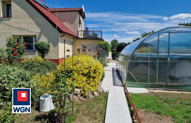 Pasterzowice, dom 3 pokoje, 72 m2, sprzedam, cena 649 000 zł.  
Nowa cena!  
  
 Oferta wyłącznie w WGN Nieruchomości.  
  
 Sp