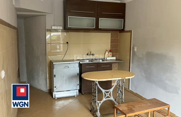 Brennik, gmina Ruja, dom 4 pokoje, około 330 m2, działka 20 arów, sprzedam cena 300 000 zł  
  
NOWA CENA!!  
  
Oferuję na spr