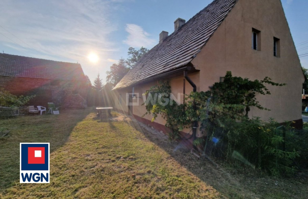 Lubiechów, dom 4 pokoje, 115 m2. sprzedam, cena 349 000 zł.  
Nowa cena!  
  
 Oferta wyłącznie w WGN Nieruchomości.  
  
 Sprz