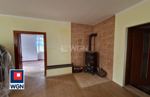 Drożków, dom jednorodzinny 6 pokoi, 188 m2, działka 26 ar, cena 390 000 zł, sprzedam.  
  
Oferuję Państwu na sprzedaż przestro