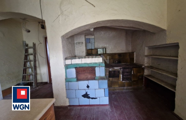Drożków, dom jednorodzinny 6 pokoi, 188 m2, działka 26 ar, cena 390 000 zł, sprzedam.  
  
Oferuję Państwu na sprzedaż przestro