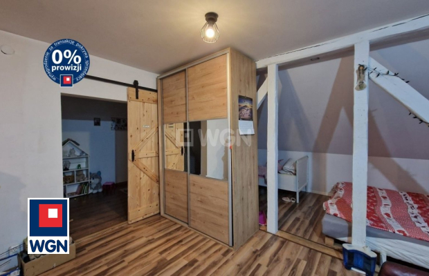 Szprotawa, apartament z ogrodem, 4 pokoje, 75 m2, sprzedam, cena 389 000 zł.  
  
Oferta wyłącznie w WGN Nieruchomości.  
  
 S