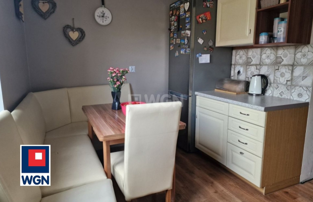 Leszno Górne, mieszkanie 5 pokoi, 93,27 m2, sprzedam, cena 249 000 zł.  
  
 Oferta wyłącznie w WGN Nieruchomości.  
  
 Sprzed