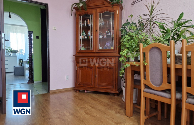 Trzebień, mieszkanie 3 pokoje, 62,5 m2, cena 249 000 zł, sprzedam.  
  
Na sprzedaż oferuję Państwu przestronne mieszkanie w bl