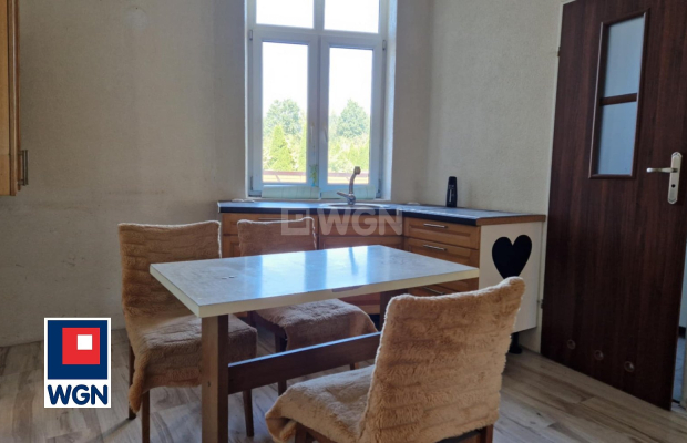 Szprotawa, mieszkanie 2 pokoje, 71 m2, cena 250 000 zł, sprzedam.  
  
Na sprzedaż oferuję Państwu przestronne mieszkanie z pot