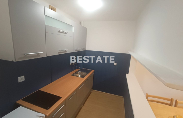 M2, po remoncie, balkon, Centrum