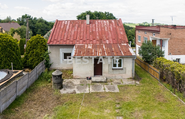 Dom w Sufczynie, 37 ar działki