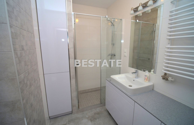 Apartament z klimatyzacją i garażem podziemnym