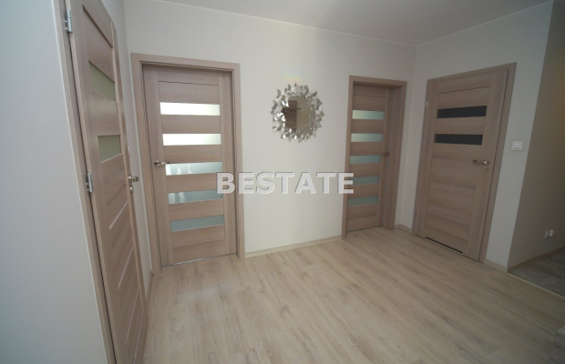 Apartament z klimatyzacją i garażem podziemnym
