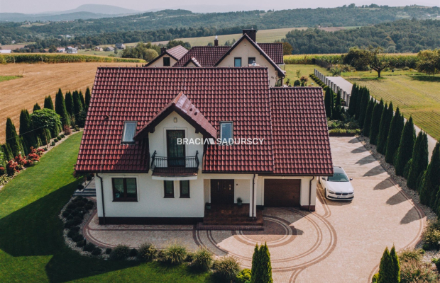 Wspanialy dom na widokowej działce, Zręczyce