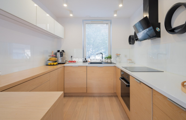 WOLNOSTOJĄCY DOM W OKOLICY ZAKRZÓWKA