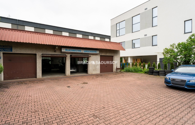 Obiekt usługowy w dobrej lokalizacji