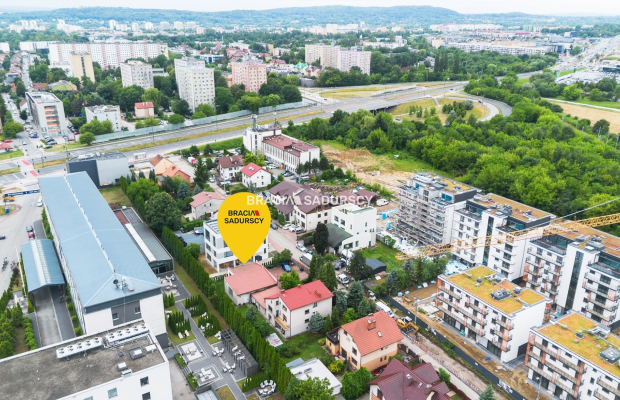 Obiekt usługowy w dobrej lokalizacji