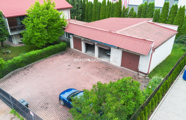 Obiekt usługowy w dobrej lokalizacji