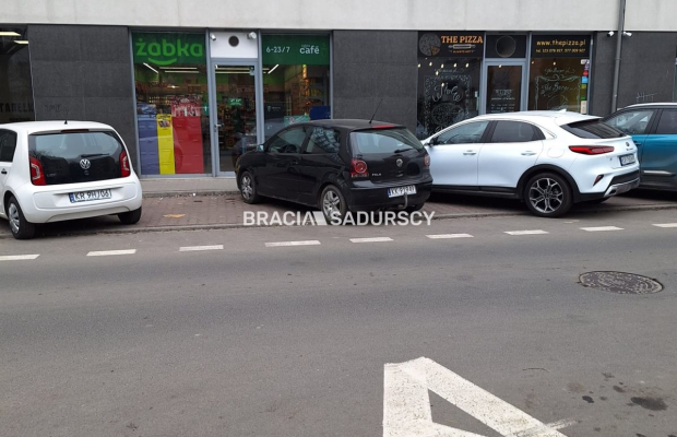 KROWODRZA - REJON ULICY LUBELSKIEJ I NOWEGO KLEPARZA.    
 
Oferujemy do sprzedaży atrakcyjny lokal o przeznaczeniu handlowo-us