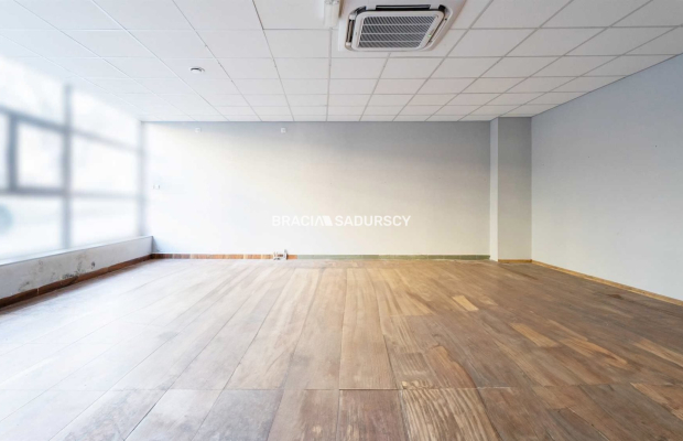 Lokal 135m2 front parter Kurdwanów