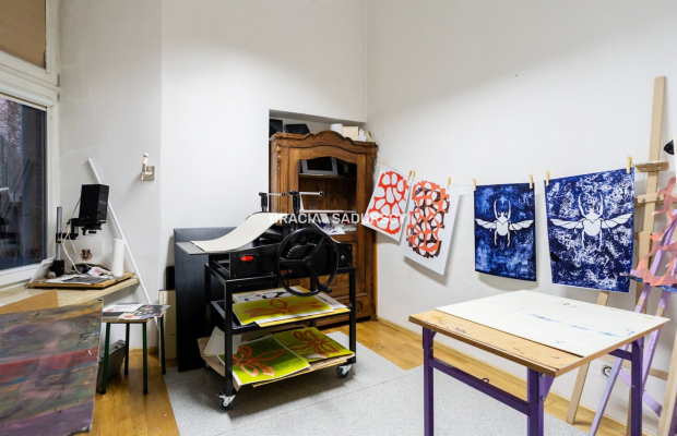 Centrum Krakowa. Lokal na parterze.