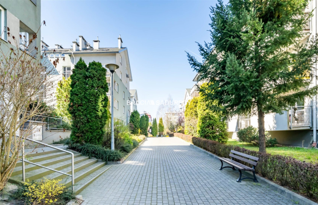 LOKAL BIUROWY W ATRAKCYJNEJ LOKALIZACJI I CENIE