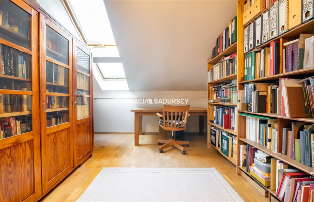 LOKAL BIUROWY W ATRAKCYJNEJ LOKALIZACJI I CENIE