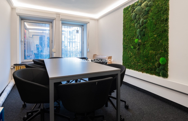 Budynek biurowy z możl. rozbudowy , 400m2 