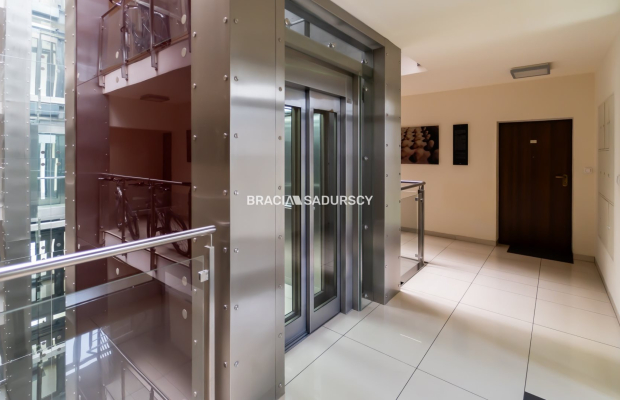 LOKAL o powierzchni 556,5 m2 – Kraków ZABŁOCIE