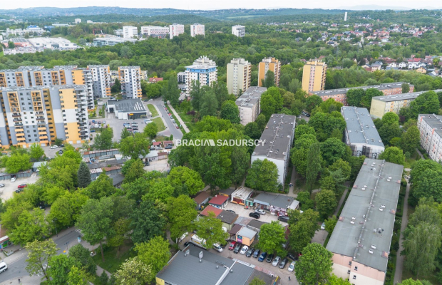 Lokal w doskonałej lokalizacji