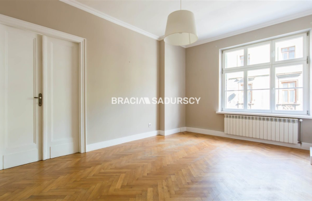 kamienica z windą, lokal biurowy 80m2, 3pok