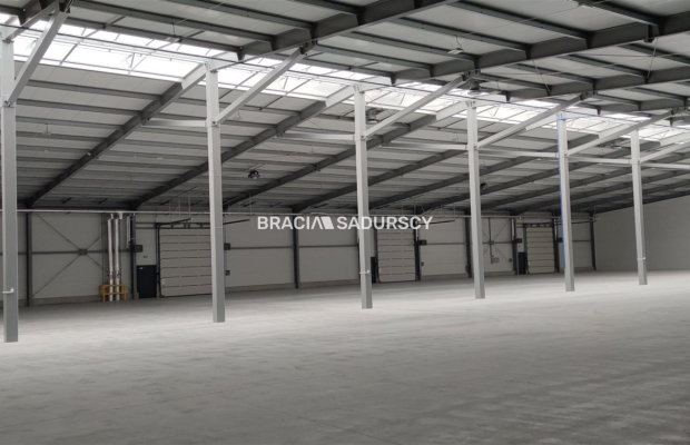 Centrum logistyczne 2500 m2  Niepołomice 