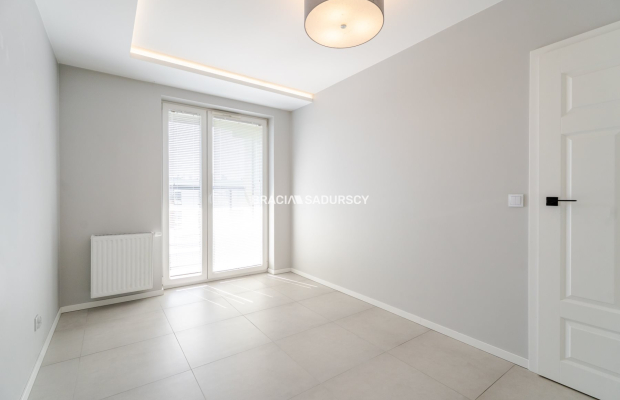 KRAKÓW-DĘBNIKI/KLINY    
   NOWE BUDOWNICTWO, DWUPOKOJOWE MIESZKANIE OK.      41,07      M2 !         Z BALKONEM      !!     
 