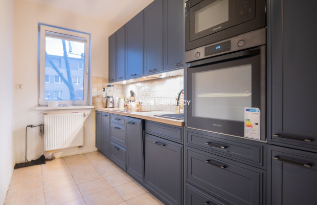 Narożne 3-pokojowe mieszkanie z balkonem!