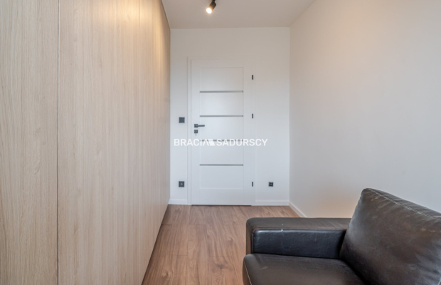 3 pokoje| 59 m² | Kraków – Rolnicza | Po remoncie 