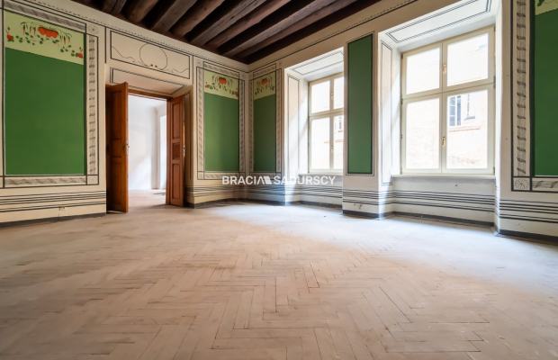 Rynek Główny / 110 m2 / 2 mieszkania / kancelaria 