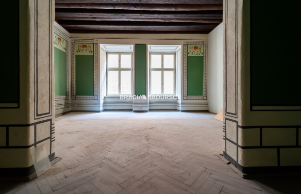 Rynek Główny / 110 m2 / 2 mieszkania / kancelaria 