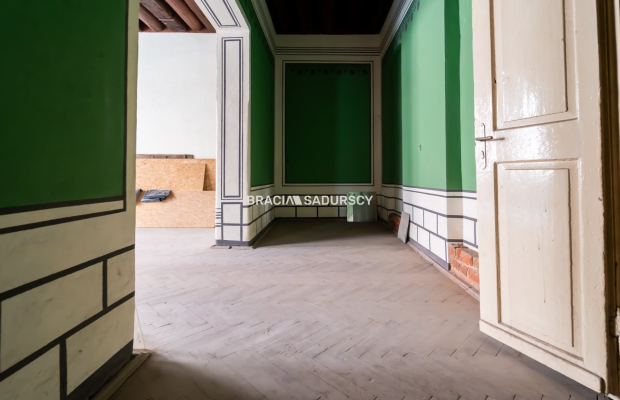 Rynek Główny / 110 m2 / 2 mieszkania / kancelaria 